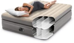 Intex Prime Comfort Luchtbed - Queensize - Ingebouwde Elektrische Pomp -Openlucht Kampeer Winkel 1320 1900 64164 inuse 2023 300